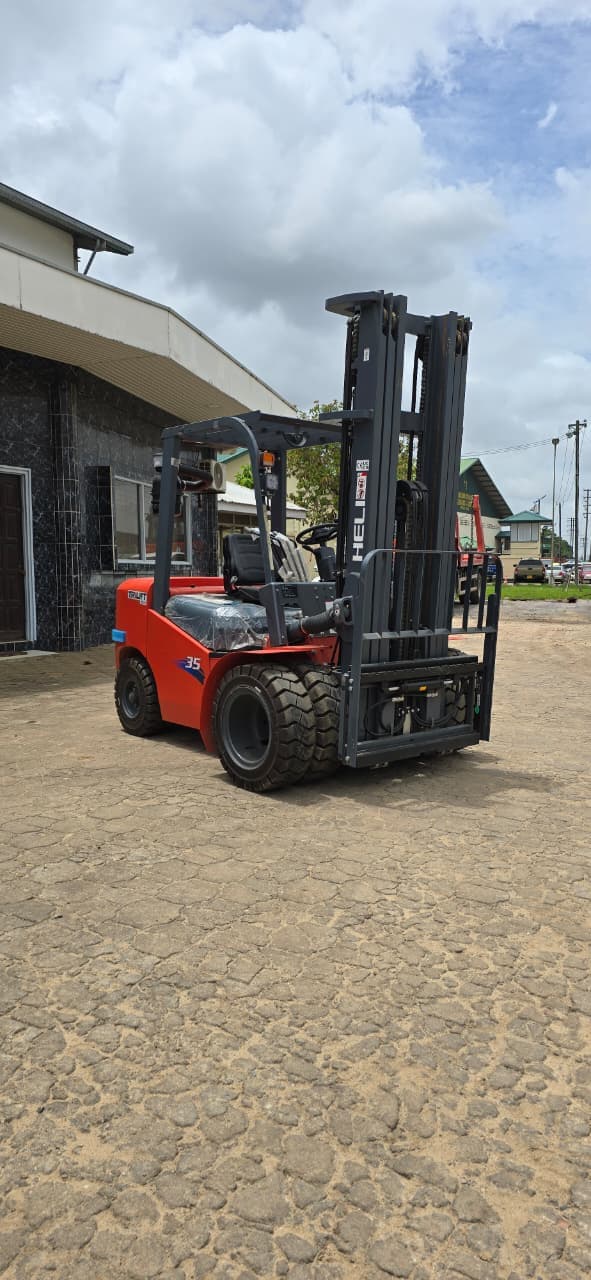 HELI Forklift KTF35D06S4